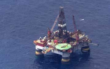 Κανονικά προχωρά η κυπριακή κυβέρνηση στη διαδικασία για τα πετρέλαια