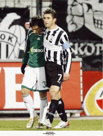 Ο ΠΑΟΚ πήρε ρεβάνς από τον Παναθηναϊκό εν μέσω ιπτάμενων αντικειμένων