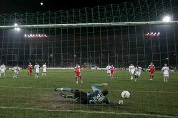 Παραμένει δεύτερη η Λανς, έκανε ανατροπή η Σεντάν αλλά έμεινε στον… βυθό