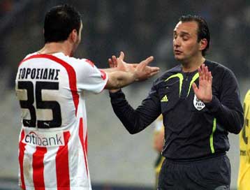 Παραπέμπονται στην Πειθαρχική Επιτροπή, Μπριάκος και Ζωγράφος