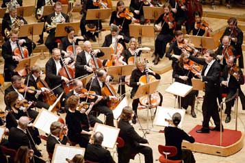 Τρεις συναυλίες της Φιλαρμονικής Ορχήστρας της Κολωνίας στο Μέγαρο Μουσικής Αθηνών