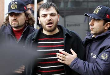 Νέα αποπομπή Τούρκου αξιωματούχου για την υπόθεση της δολοφονίας του Χραντ Ντινκ