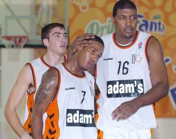 Συγνώμη του Μπαρτ στην Ολυμπιάδα, δοκιμάζονται Σέρβοι στον Μακεδονικό