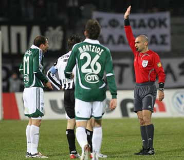 Μόνο αυτοί δεν είδαν τα επεισόδια στην Τούμπα, λέει ο Παναθηναϊκός για τους υπεύθυνους