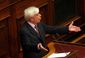 Υπερψηφίστηκε επί της αρχής το νέο μεταναστευτικό νομοσχέδιο