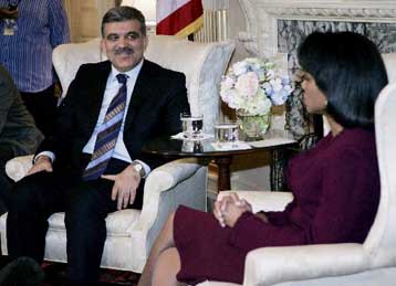 Για το Κουρδικό και την αρμενική γενοκτονία συζήτησαν Ράις και Γκιουλ