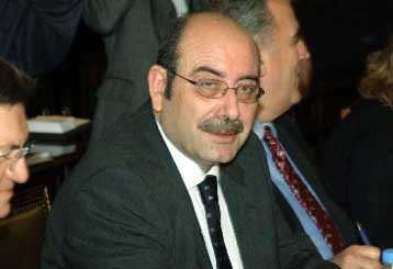 Το δρόμο της Δικαιοσύνης «δείχνει» το ΠΑΣΟΚ για τέσσερις υποθέσεις – «σκάνδαλα»