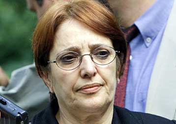 Απορρίπτει το ΚΚΕ τα περί «αριστερού ψάλτη της Δεξιάς»