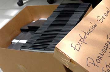 Πρωτοφανές σε έκταση κύκλωμα παιδικής πορνογραφίας αποκαλύφθηκε στην Αυστρία