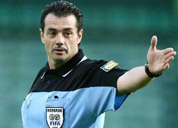 Ο Βασσάρας θα διευθύνει την επικίνδυνη έξοδο της ΑΕΚ στο Παγκρήτιο