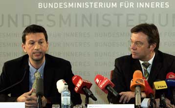 Και Έλληνες ύποπτοι στο κύκλωμα παιδικής πορνογραφίας στην Αυστρία