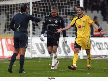 Με μηνύσεις κατά διαιτητών που έχουν αδικήσει την ΑΕΚ απειλεί η «Ένωση 1924»