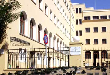 Προτροπή της ΔΙΣ προς τους πιστούς να ακολουθούν την παραδοσιακή ταφή