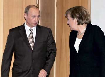 Η Ρωσία δεν θα δεχθεί την επιβολή λύσης για το Κόσοβο ξεκαθαρίζει ο Πούτιν