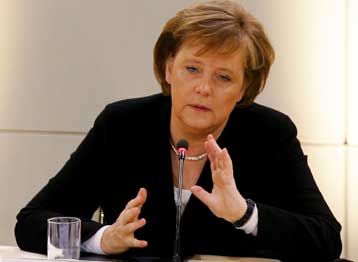 Ανευ όρων συμμόρφωση του Ιράν στο θέμα του πυρηνικού του προγράμματος ζητά η Μέρκελ