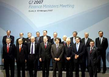 Αισιοδοξία για την παγκόσμια οικονομία στη Σύνοδο της G-7, προειδοποίηση για το γεν