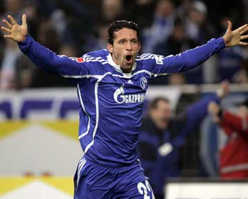 Η Στουτγκάρδη συνέτριψε την Βέρντερ, σκόραρε ο Κυργιάκος για την Αϊντραχτ