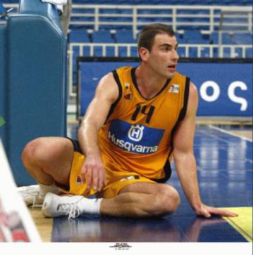 Ο Παναθηναϊκός «σάρωσε» με 82-52 την ΑΕΚ που πλησίασε στην επικίνδυνη ζώνη