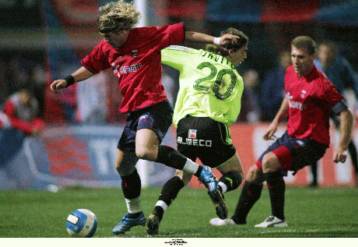 Με δέκα ο Αρης άντεξε στις επιθέσεις του Πανιωνίου και πήρε τη «λευκή» ισοπαλία