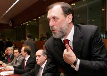 Στηρίζουν την πρόταση Αχτισάαρι για το Κόσοβο οι ΥΠΕΞ της ΕΕ