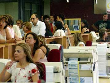 Στον δημόσιο τομέα δημιουργούνται κυρίως οι νέες θέσεις εργασίας