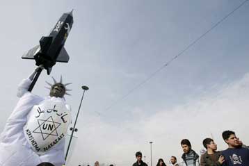 Πολύ κοντά το Ιράν στην κατασκευή ατομικής βόμβας, διαπιστώνει η ΕΕ