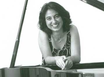 Συναυλία της Λορέντας Ράμου στο ΜΜΑ το βράδυ του Αγίου Βαλεντίνου