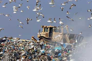 Στη χωματερή μεταφέρεται μεγάλη ποσότητα νοσοκομειακών αποβλήτων