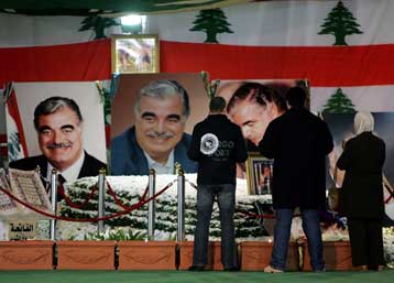 Ογκώδης συγκέντρωση στη Βηρυτό για τα δύο χρόνια από τη δολοφονία Χαρίρι