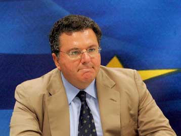 Αυστηρά μέτρα από την Επιτροπή Κεφαλαιαγοράς για διαφάνεια στη Σοφοκλέους