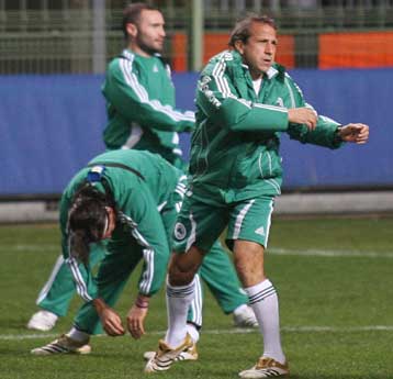 Γκολ θέλει κόντρα στην Λανς ο Μουνιόθ-Γιατί όχι και τελικό, δηλώνει ο «Παπ»