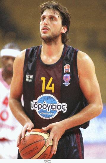 Ο Βασίλης Σούλης συμφώνησε να φορέσει τη φανέλα του Αιγάλεω