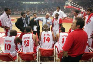 Ξεχνάει την Παρτιζάν και συγκεντρώνεται στον Παναθηναϊκό ο Ολυμπιακός