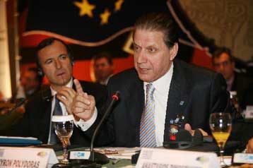 Στη Σύμβαση ανταλλαγής στοιχείων DNA και δακτυλικών αποτυπωμάτων προσχώρησε η Ελλάδα