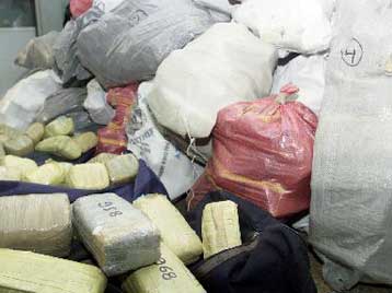 Στα 14 η πρώτη επαφή των Ελλήνων εφήβων με τα ναρκωτικά