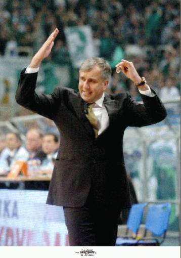 Πάρτι 11.000 ατόμων έκανε ο Παναθηναϊκός συντρίβοντας 84-57 την Εφές Πίλσεν