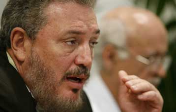 Αναρρώνει ο Φιντέλ Κάστρο δηλώνει τώρα και ο… Φιντέλ ο νεότερος