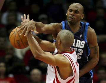 Νίκες για Μάβερικς και Καβαλίερς κόντρα σε Ρόκετς και Λέικερς