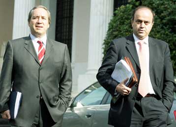 Αύξηση των επενδύσεων των Ταμείων στο Χρηματιστήριο μελετά η κυβέρνηση