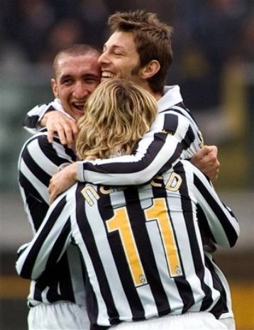 Γκολ και θέαμα με Ντελ Πιέρο από τη Γιουβέντους