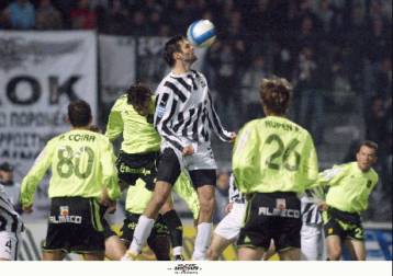 O ΠΑΟΚ νίκησε 1-0 τον Αρη και τον προσπέρασε στην κούρσα για το UEFA