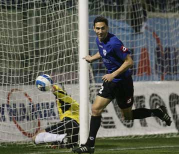 Έκανε το καθήκον του το Αιγάλεω, 3-1 τον Ιωνικός χωρίς να φορτσάρει