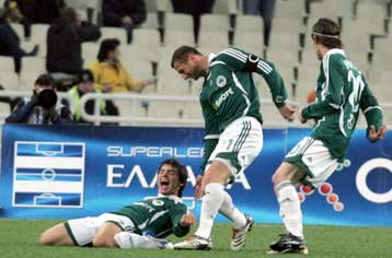 Ο Παναθηναϊκός δίπλωσε την ΑΕΚ στο… σεντόνι, σόου Ολυμπιακού, βυθίζεται ο Ηρακλής