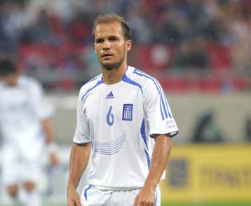 Τραυματίσθηκε ο Μπασινάς, κίνδυνος να χάσει το ματς με την Τουρκία