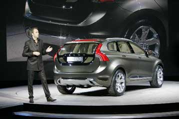 Η Volvo συμφώνησε στην εξαγορά της Nissan Diesel για 1,1 δισ. δολάρια