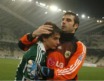 O Nίνης κατακτά και τους φιλάθλους όντας πρώτος σε προτίμηση ανάμεσα στους Έλληνες μέσους