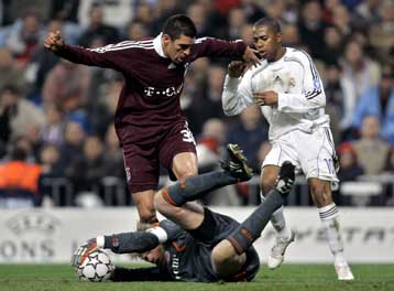 Βλέπει οκτάδα η Μάντσεστερ, ανοιχτοί λογαριασμοί για Ρεάλ, Μπάγερν, Μίλαν