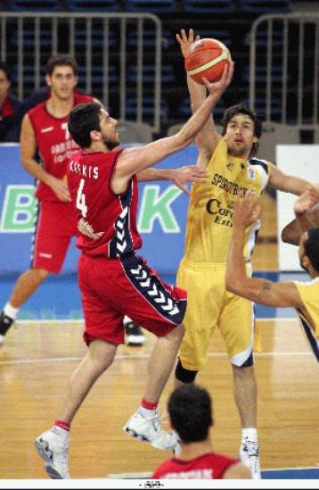 Ο Πανιώνιος 92-80 την Σαρλερουά και περιμένει στους «8» την Χιρόνα