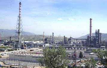 Μείωση 22% στα καθαρά κέρδη των ΕΛΠΕ το 2006