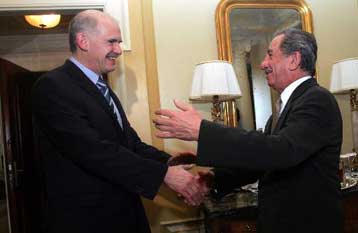 Με τους ηγέτες της αντιπολίτευσης συναντήθηκε ο Τάσσος Παπαδόπουλος